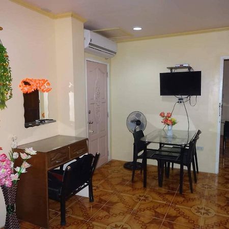 Julz Tropical Apartments Olongapo Esterno foto