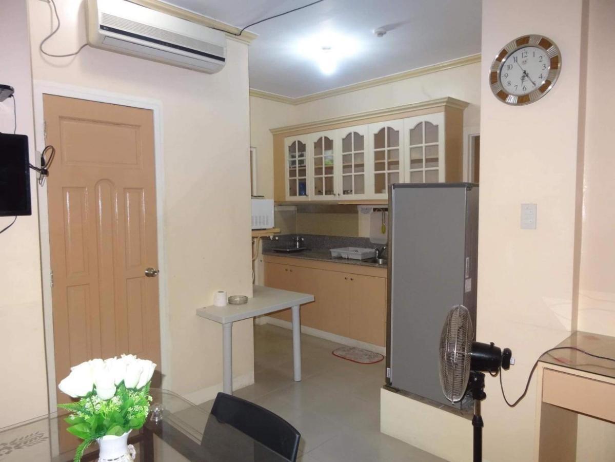 Julz Tropical Apartments Olongapo Esterno foto
