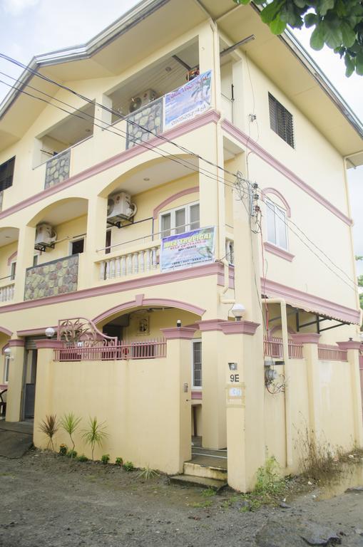 Julz Tropical Apartments Olongapo Esterno foto